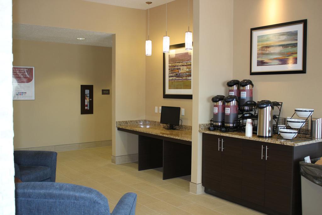Comfort Inn & Suites Edmonton International Airport Nisku Dış mekan fotoğraf