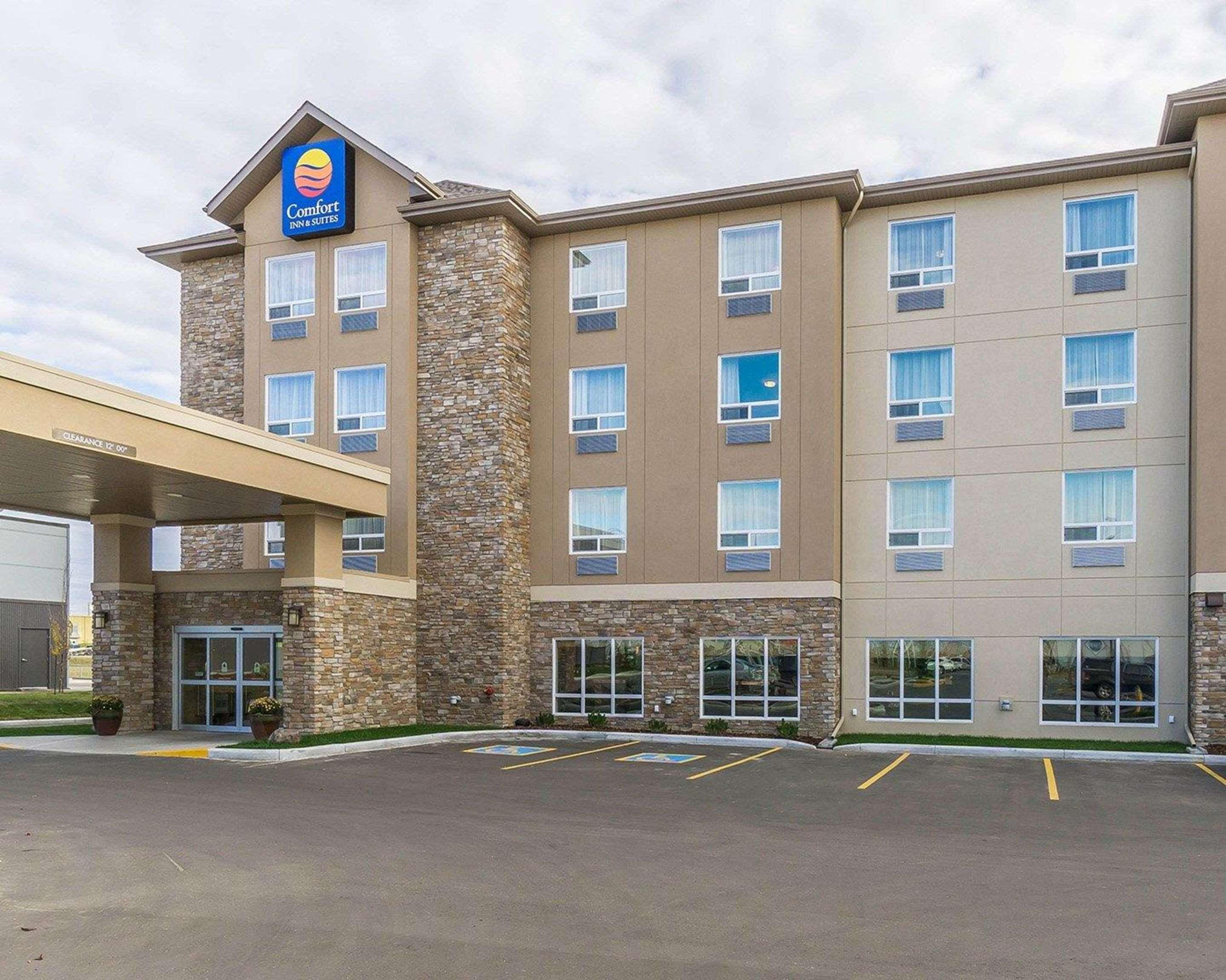 Comfort Inn & Suites Edmonton International Airport Nisku Dış mekan fotoğraf