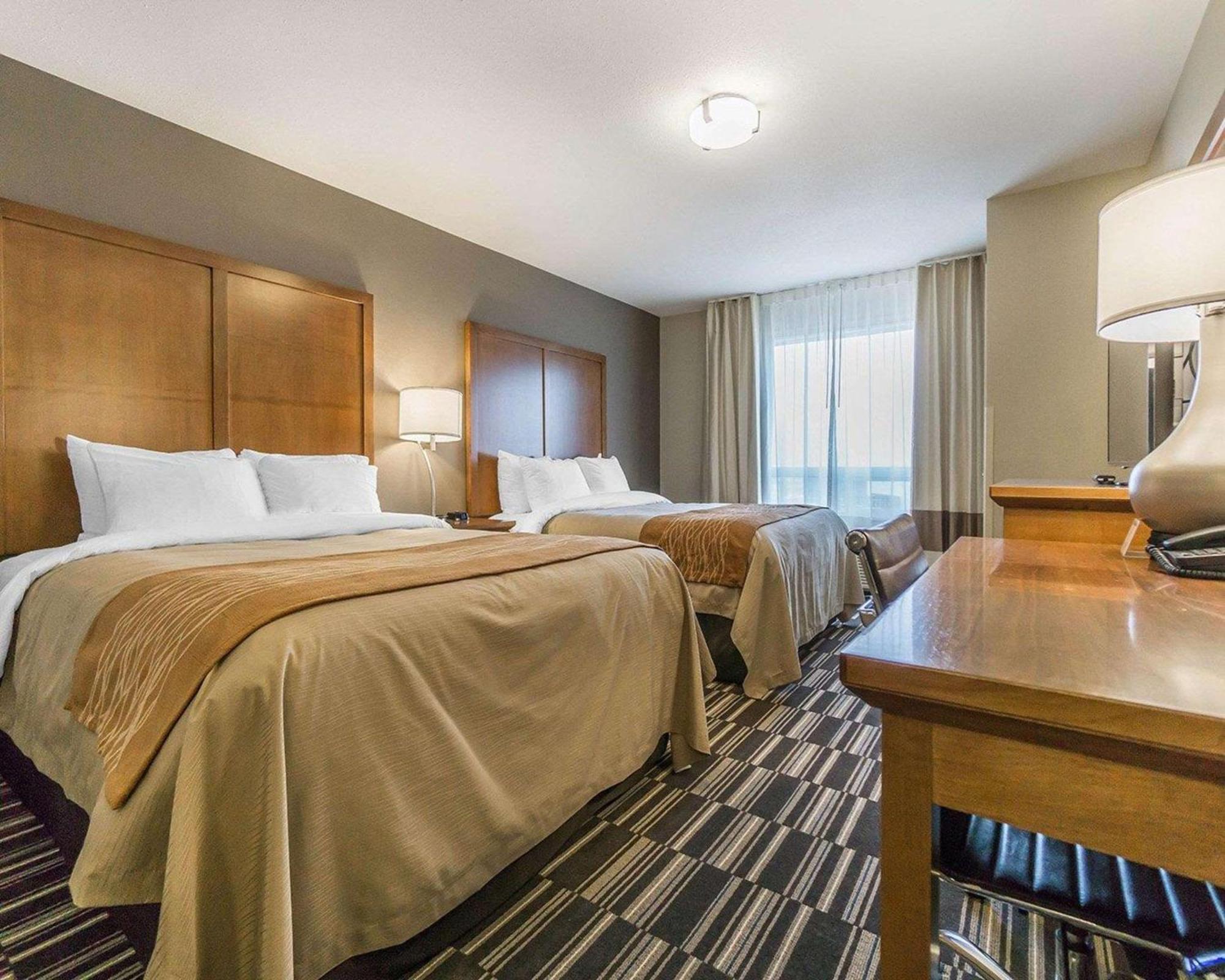 Comfort Inn & Suites Edmonton International Airport Nisku Dış mekan fotoğraf