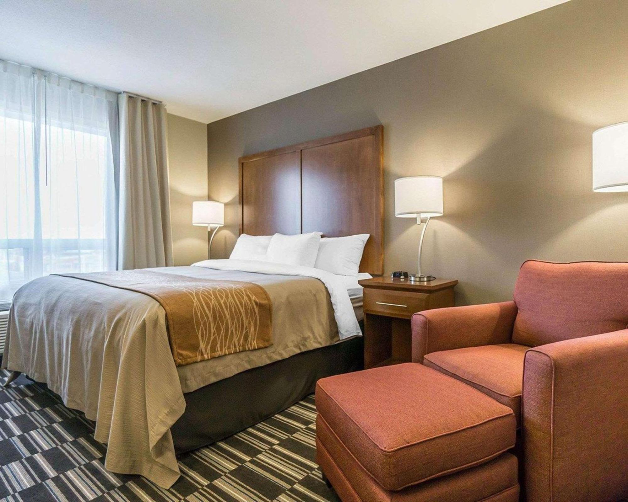 Comfort Inn & Suites Edmonton International Airport Nisku Dış mekan fotoğraf