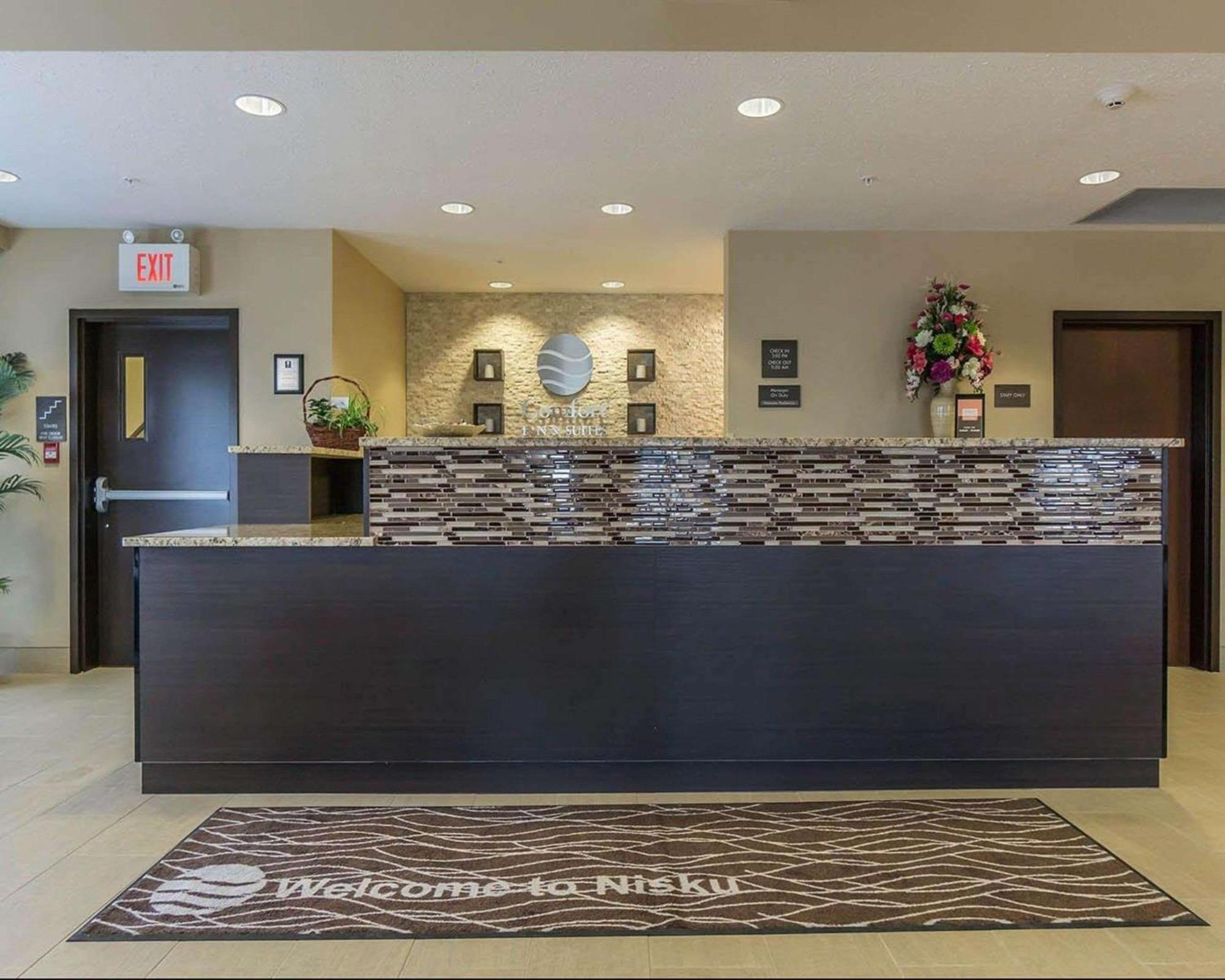 Comfort Inn & Suites Edmonton International Airport Nisku Dış mekan fotoğraf