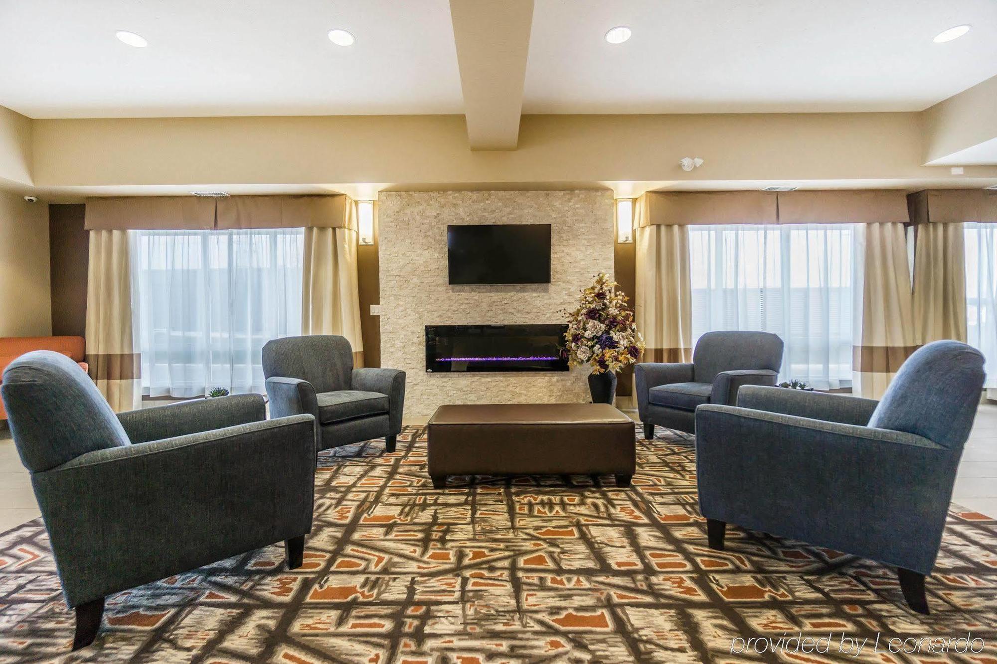 Comfort Inn & Suites Edmonton International Airport Nisku Dış mekan fotoğraf